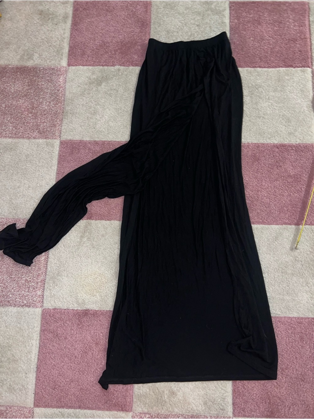 PrettyLittleThing Black Maxi Skirt double front slits - Picture 2 of 4